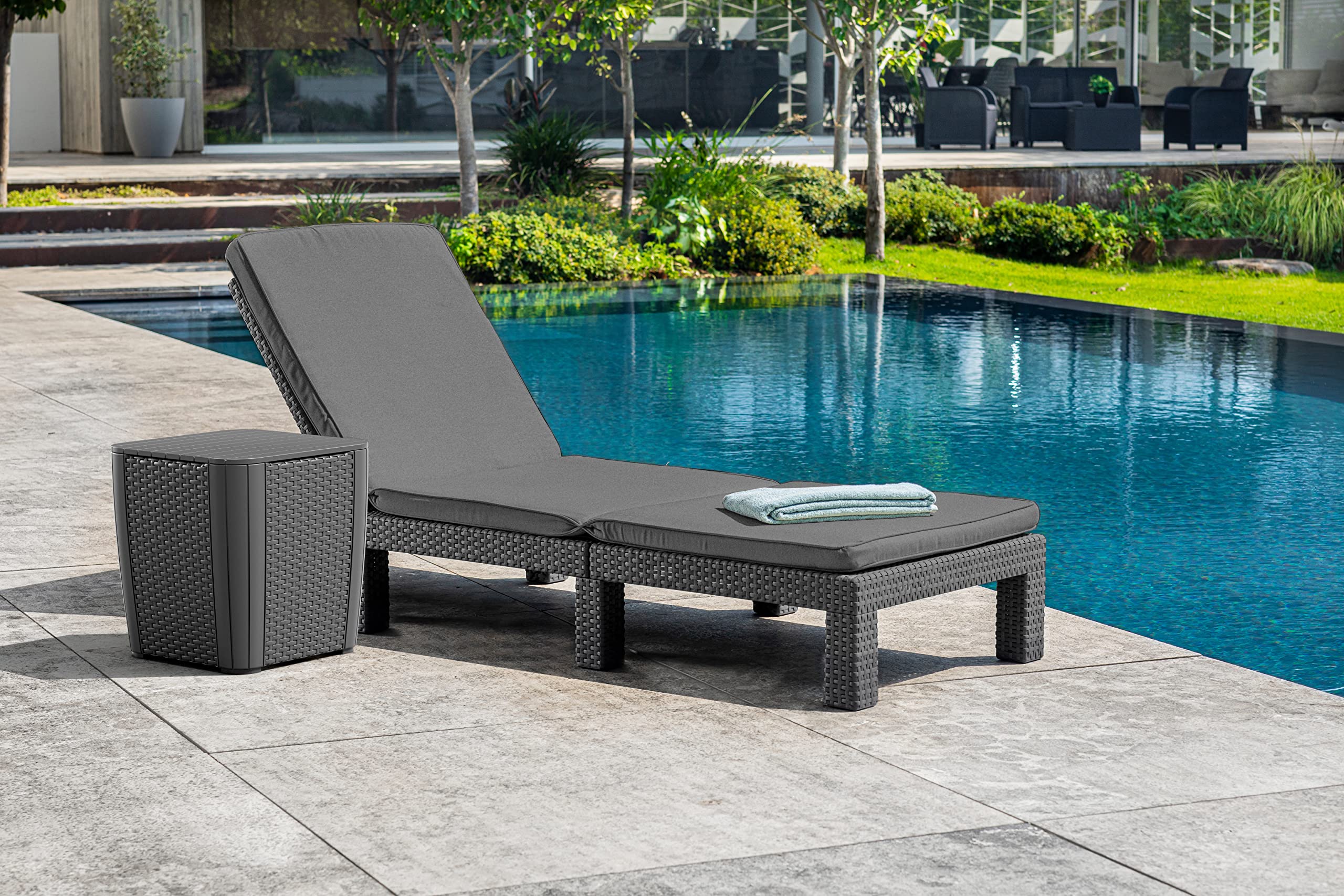 Allibert by Keter Daytona Deluxe Outdoor Garden Sun lounger - Graphite with Grey Cushions